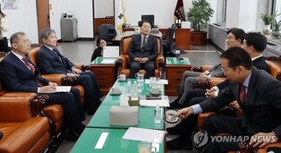 At least 100 N. Korean troops dispatched to Russia for combat in Ukraine killed: spy agency