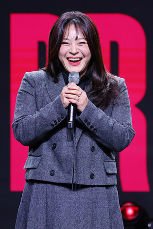 S. Korean singer Lee Young-hyun