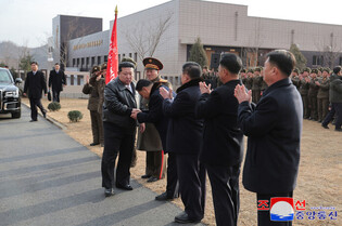 NK leader visits factory inauguration ceremony