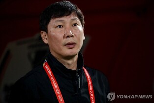 후반 추가시간 2골…김상식의 베트남, 미쓰비시컵 결승행 눈앞