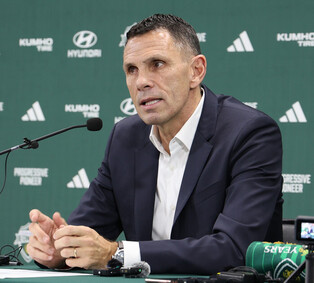Former Premier League tactician Gus Poyet