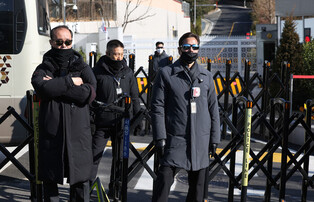 Investigators likely to execute warrant to detain Yoon