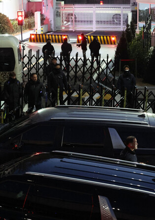 Investigators to execute warrant to detain Yoon