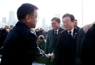 Memorial service for ex-Assembly Speaker Kim Soo-han