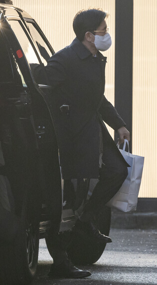 Anti-corruption agency chief