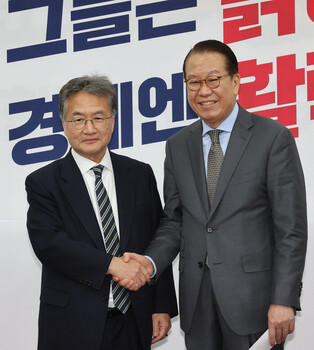 Ruling party's interim leader meets acting U.S. envoy