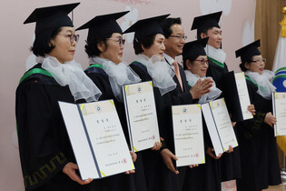 Graduation for late learners