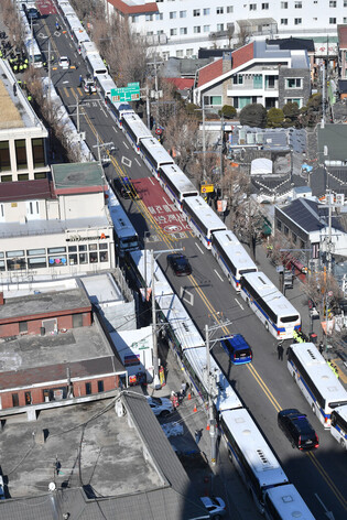 Yoon to attend hearing of impeachment trial