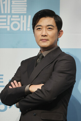 S. Korean actor Ahn Jae-wook