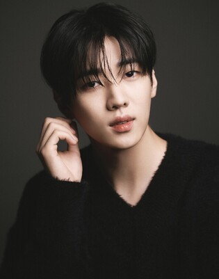 Singer-actor Park Jae-chan