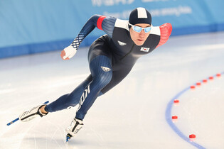 Cha Min-kyu wins Winter Asiad silver in men's 1,000m speed skating