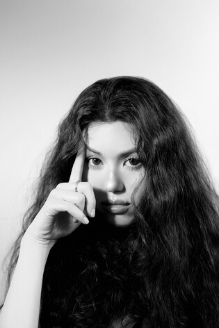 올리비아 마시 "뉴진스 다니엘, 친동생이지만 영감주는 선배"