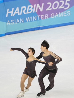 N. Korea wins silver in pair free skating at Winter Asiad