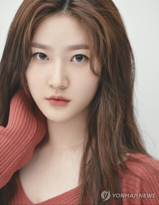 '아저씨' 아역 눈도장…16년간 스크린·안방 누빈 김새론(종합)