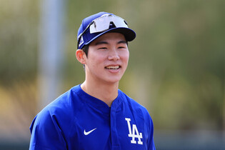 Kim Hye-seong at MLB spring training