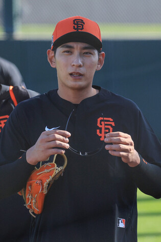 Lee Jung-hoo at MLB spring training