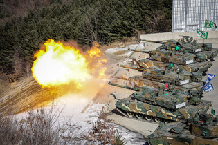 Soldiers conduct 'severe-cold period' drill