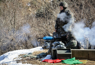 Soldiers conduct 'severe-cold period' drill
