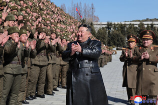 N.K. leader visits military, political school of armed forces