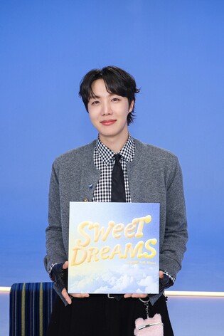 BTS 제이홉 "LA서 송캠프, 신곡 '스위트 드림스'에 확신 있었죠"
