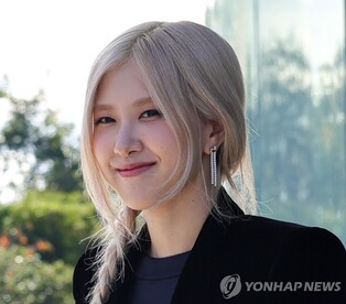 로제·지민·리사·제니…BTS·블랙핑크, 솔로로 영국 차트 활약