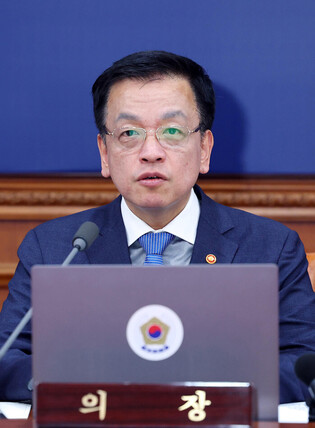 Acting president vetoes bill on special counsel probe into Yoon