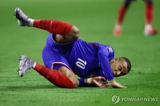 음바페 반년만의 복귀전인데…프랑스, 크로아티아에 0-2 충격패