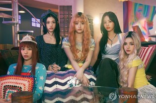 뉴진스 "힘든 시간 보내지만…함께 즐겁게 보내는 시간 올 것"