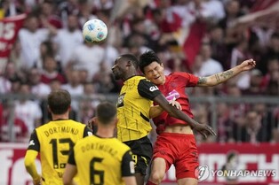 아쉬운 수비 김민재, 54분만에 교체…뮌헨, 도르트문트와 무승부