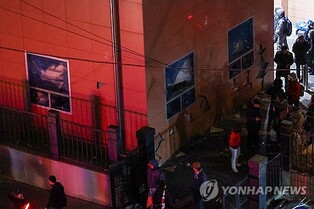 박찬욱 등 영화인, '서부지법 난동 취재' 다큐감독 무죄 탄원