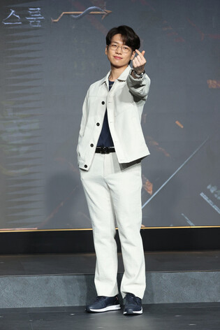 Physics Olympiad gold medalist Park Sang-yeon