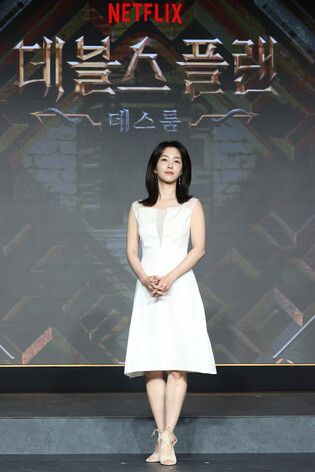 S. Korean announcer Kang Ji-young