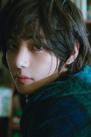 BTS 뷔 '슬로 댄싱', 스포티파이 5억 스트리밍