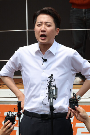 Minor party's presidential candidate