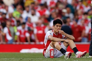 '시즌 6분 출전' 일본 축구대표 도미야스, 아스널과 계약 해지