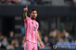 역시 '축구의 신'…메시, 5경기 연속 멀티골로 또 MLS 신기록
