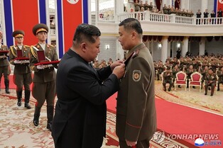 (3rd LD) N. Korea's Kim praises troops deployed to Russia-Ukraine war as 'great heroes'