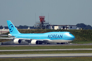 S. Koreans head home after detention in U.S.