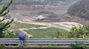 Rain in drought-hit Gangneung