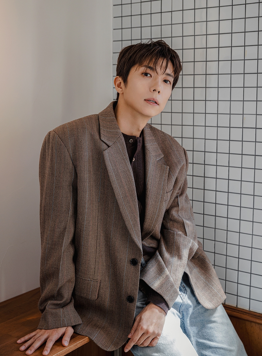 7년만 앨범낸 장우영 "'생각말고 그냥 해봐'라는 말에 용기냈죠"