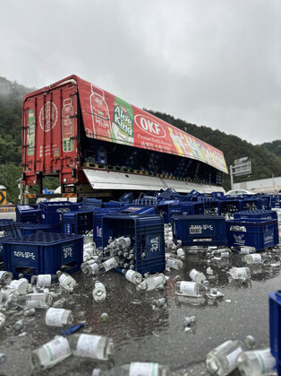 Fallen soju bottles in truck accident