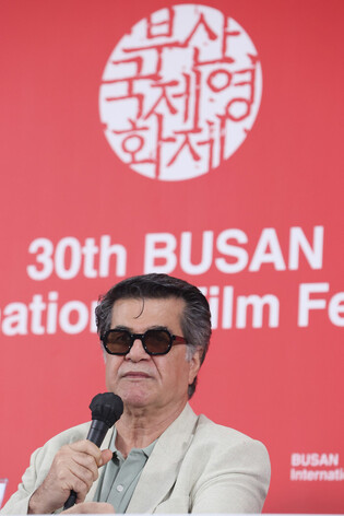 Iranian director Jafar Panahi