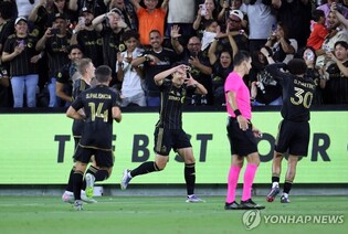 '1골 1도움' 손흥민, 3경기 연속골+첫 홈경기 득점…6골 2도움째(종합)