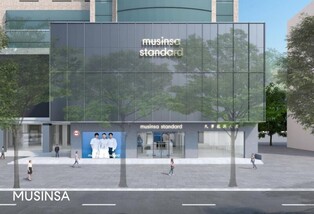 무신사, 오는 12월 상하이 진출…"5년내 중국매장 100개 열겠다"