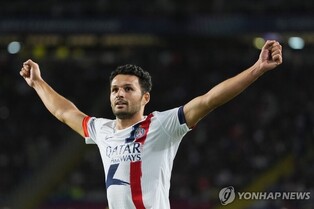 '하무스 극적 골' PSG, 바르셀로나에 역전승…이강인 골대 강타(종합)