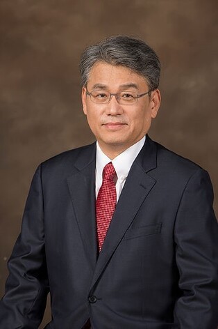 축제전문가 정강환 "대학로를 브로드웨이처럼 밤 공연 특구로"