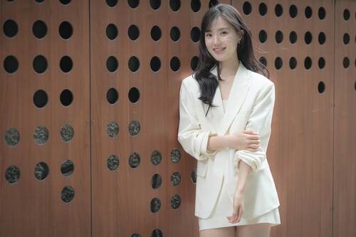 Yoon Seo-ah 