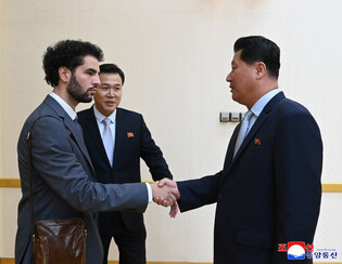 Chief of World Federation of Democratic Youth in Pyongyang