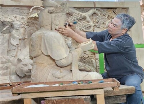 Master Sculptor Heo Gil-ryang to Hold Buddhist Wood Sculpture Exhibition at Sejong Center