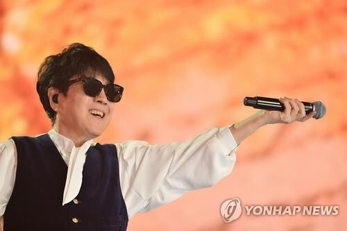 Cho Yong-pil’s Passion Moves Viewers: 'Dying on Stage Is My Dream'